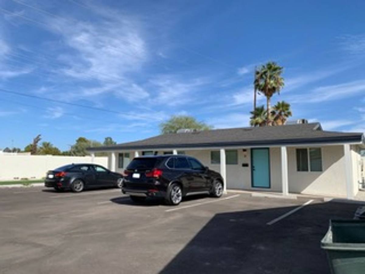 Apartment for rent at 906 E Roma Ave, Phoenix, AZ 85014