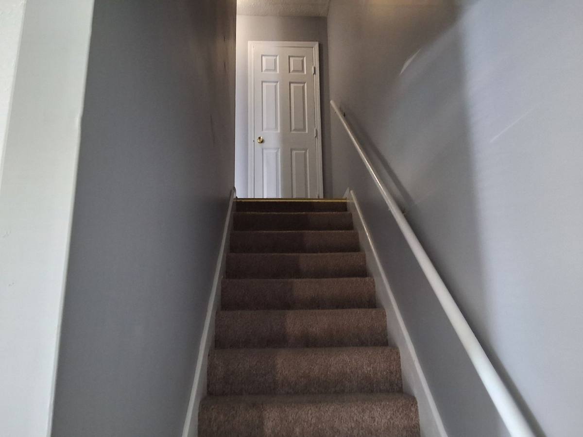 Apartment for rent at 1113 Crowne Pointe Dr, Elizabethtown, KY 42701