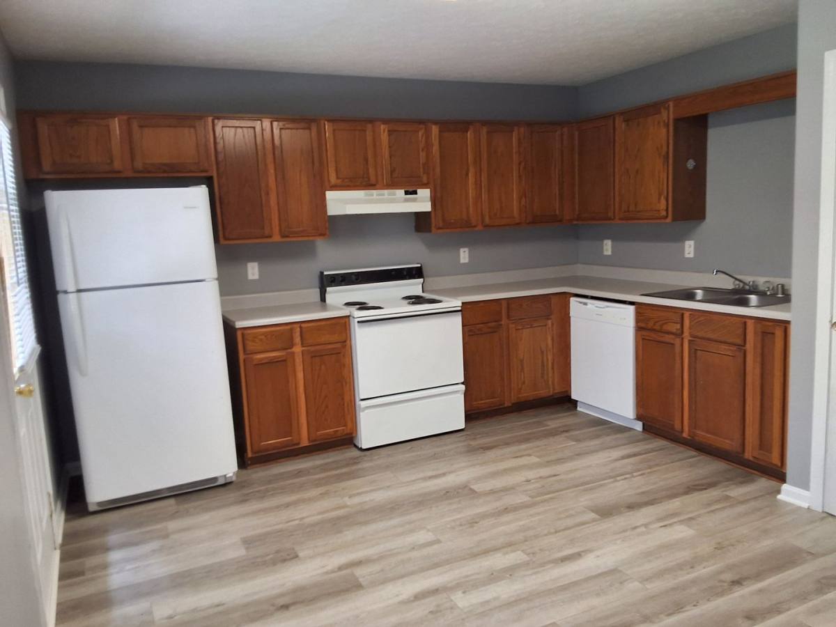 Apartment for rent at 1113 Crowne Pointe Dr, Elizabethtown, KY 42701