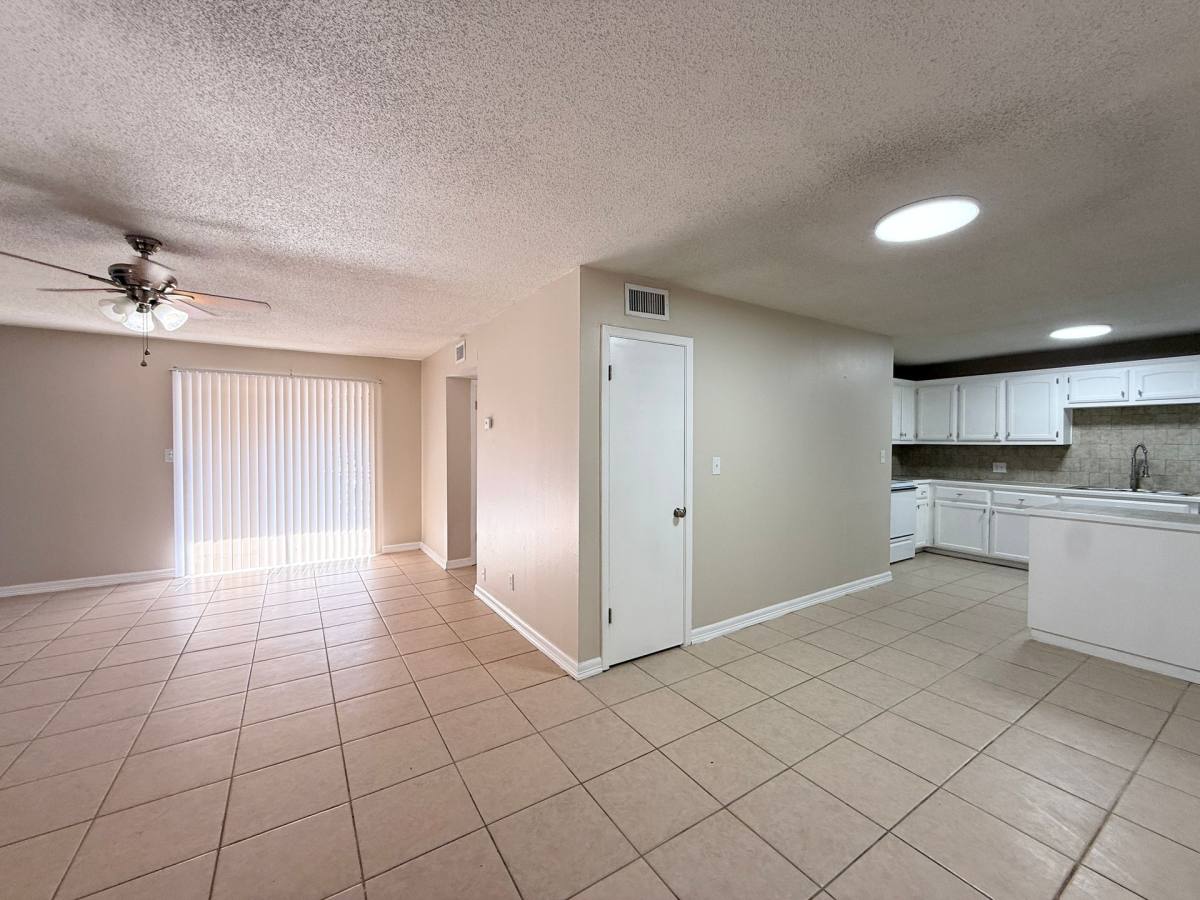Apartment for rent at 3101 N 8th St, McAllen, TX 78501