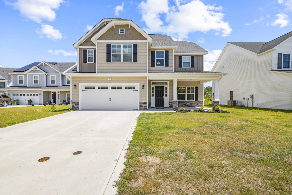 House for rent at 422 Anchor Hitch Court, Sneads Ferry, NC 28460