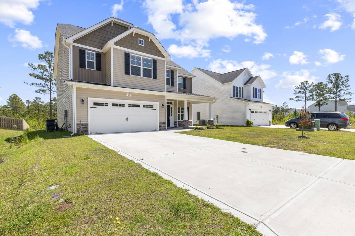 House for rent at 422 Anchor Hitch Court, Sneads Ferry, NC 28460