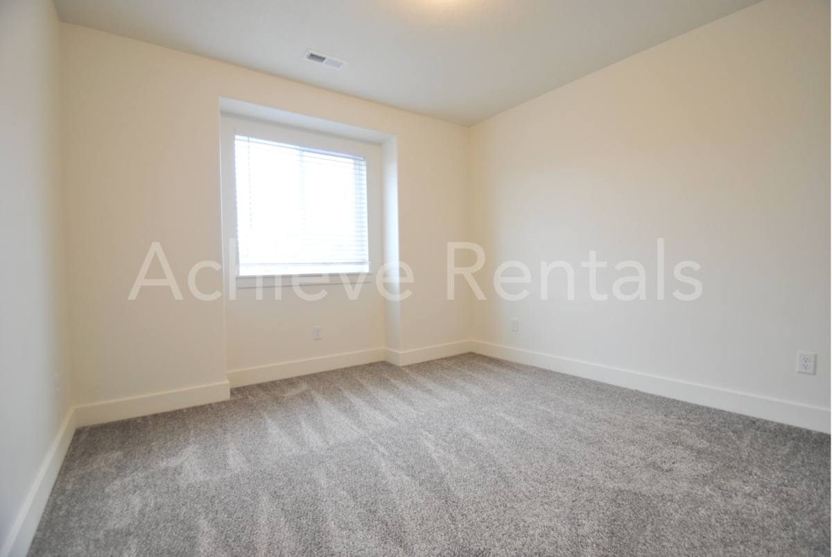 Townhouse for rent at 786 E Ruby Dr, Morgan, UT 84050