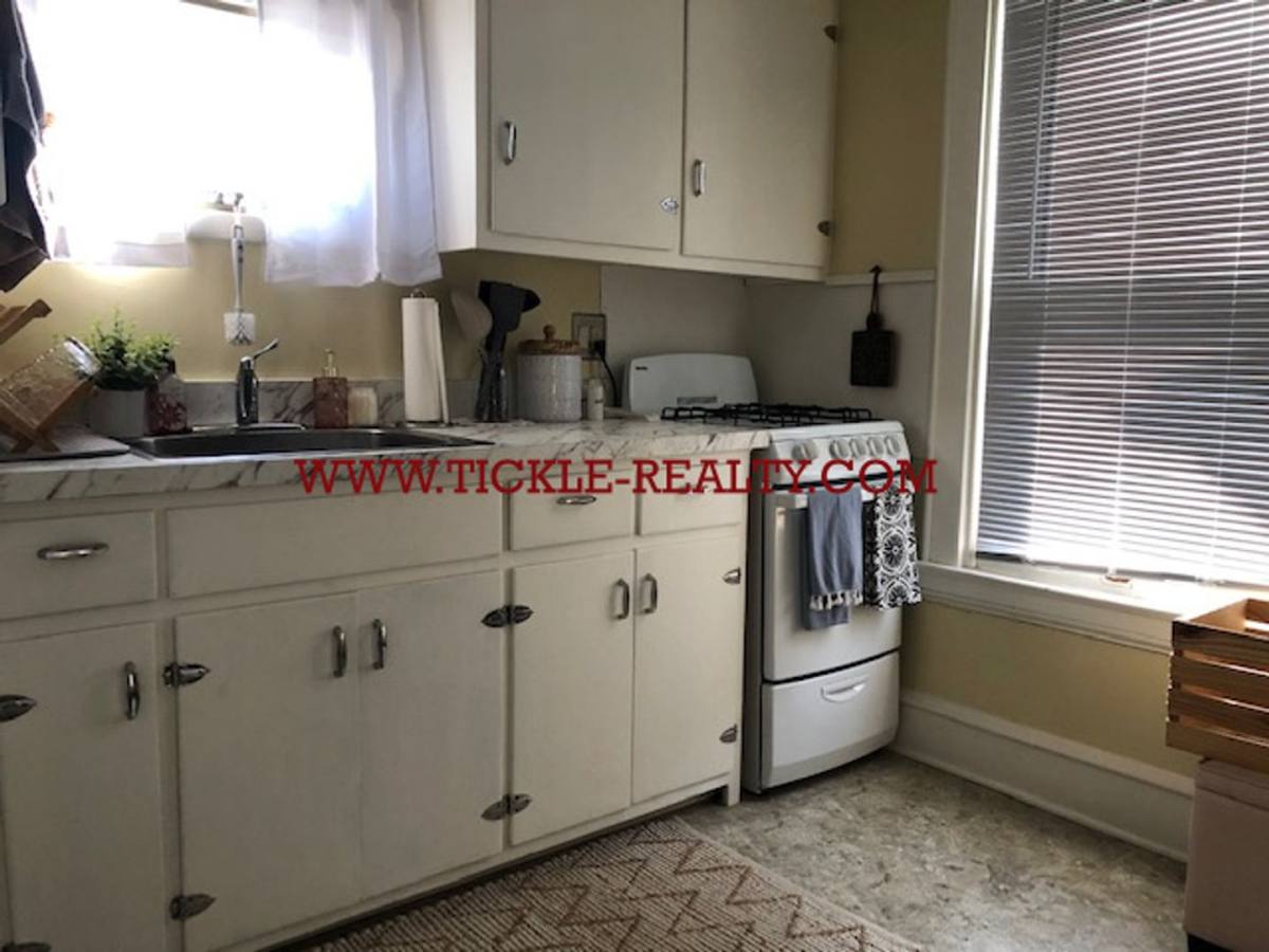 Apartment for rent at 198-200 Meigs St, Rochester, NY 14607