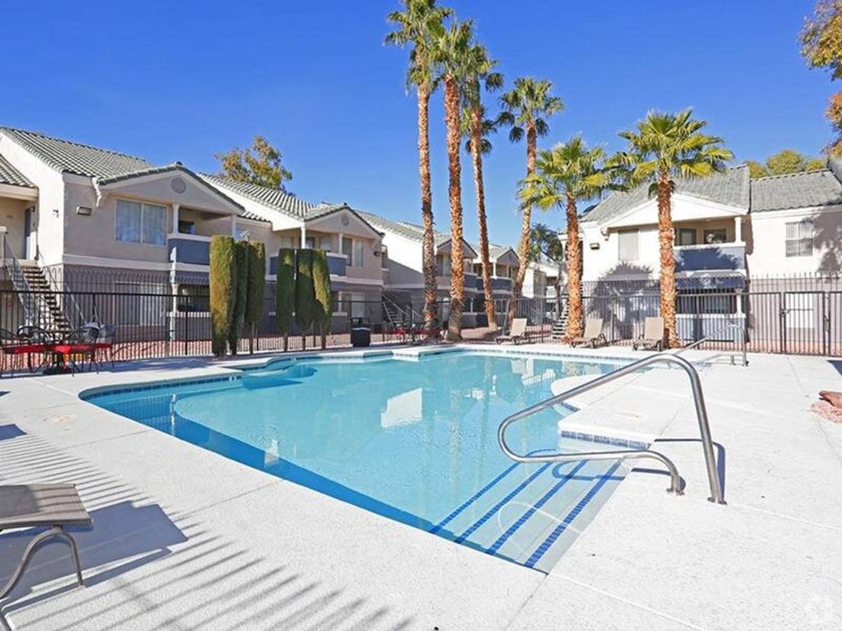 Apartment for rent at 127 W Cypress St, Anaheim, CA 92805