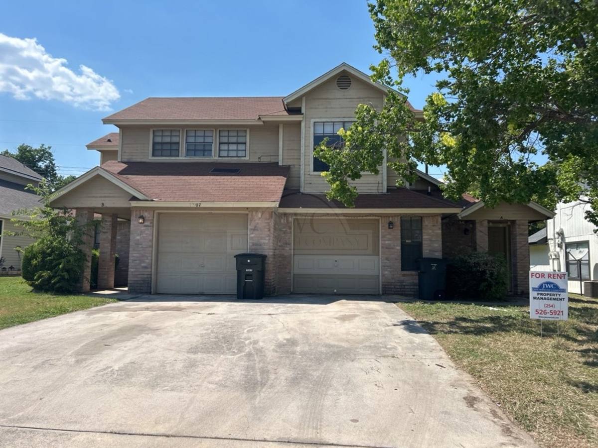 Townhouse for rent at 1307 Opal, Killeen, TX 76543
