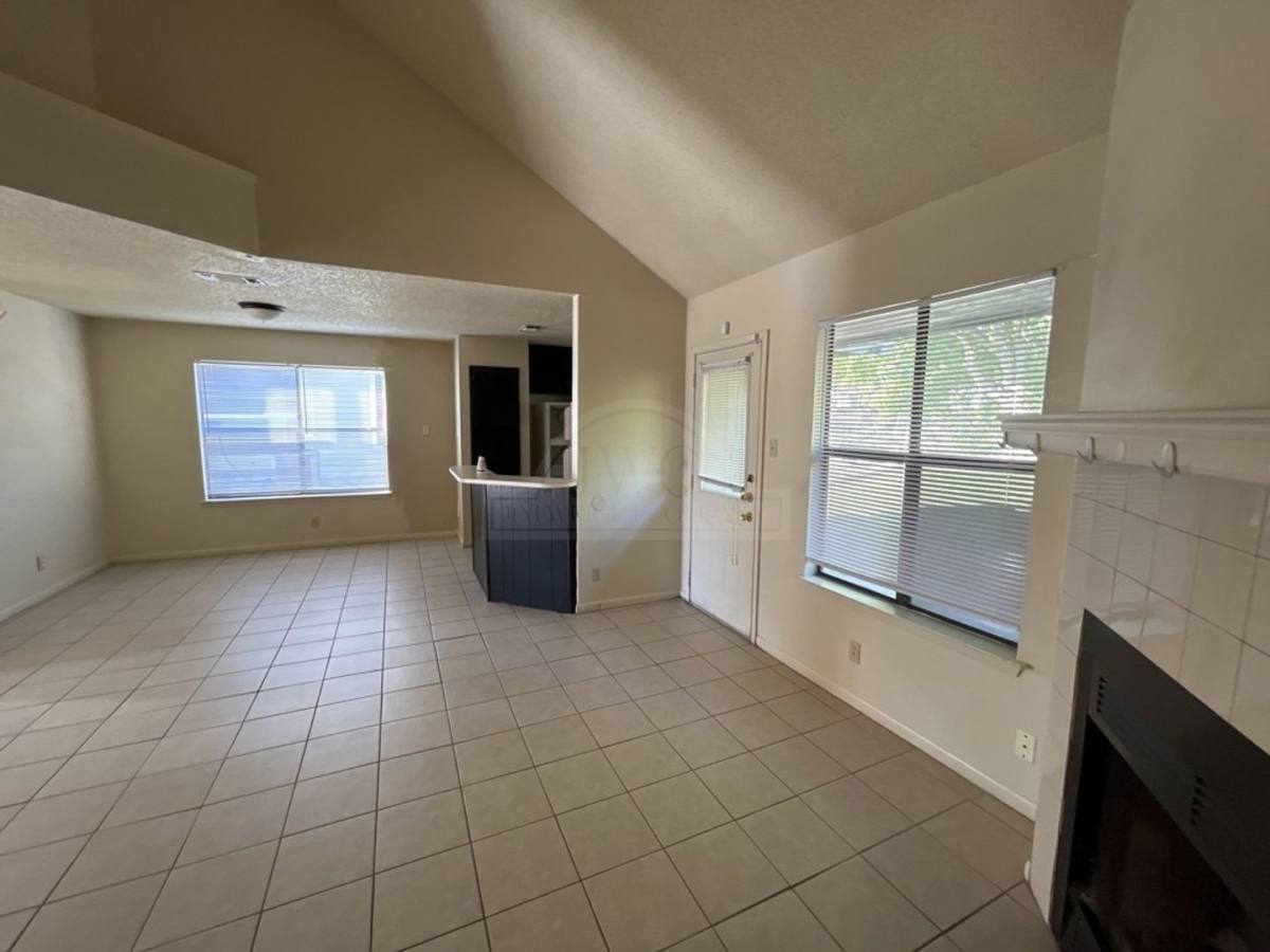Townhouse for rent at 1307 Opal, Killeen, TX 76543