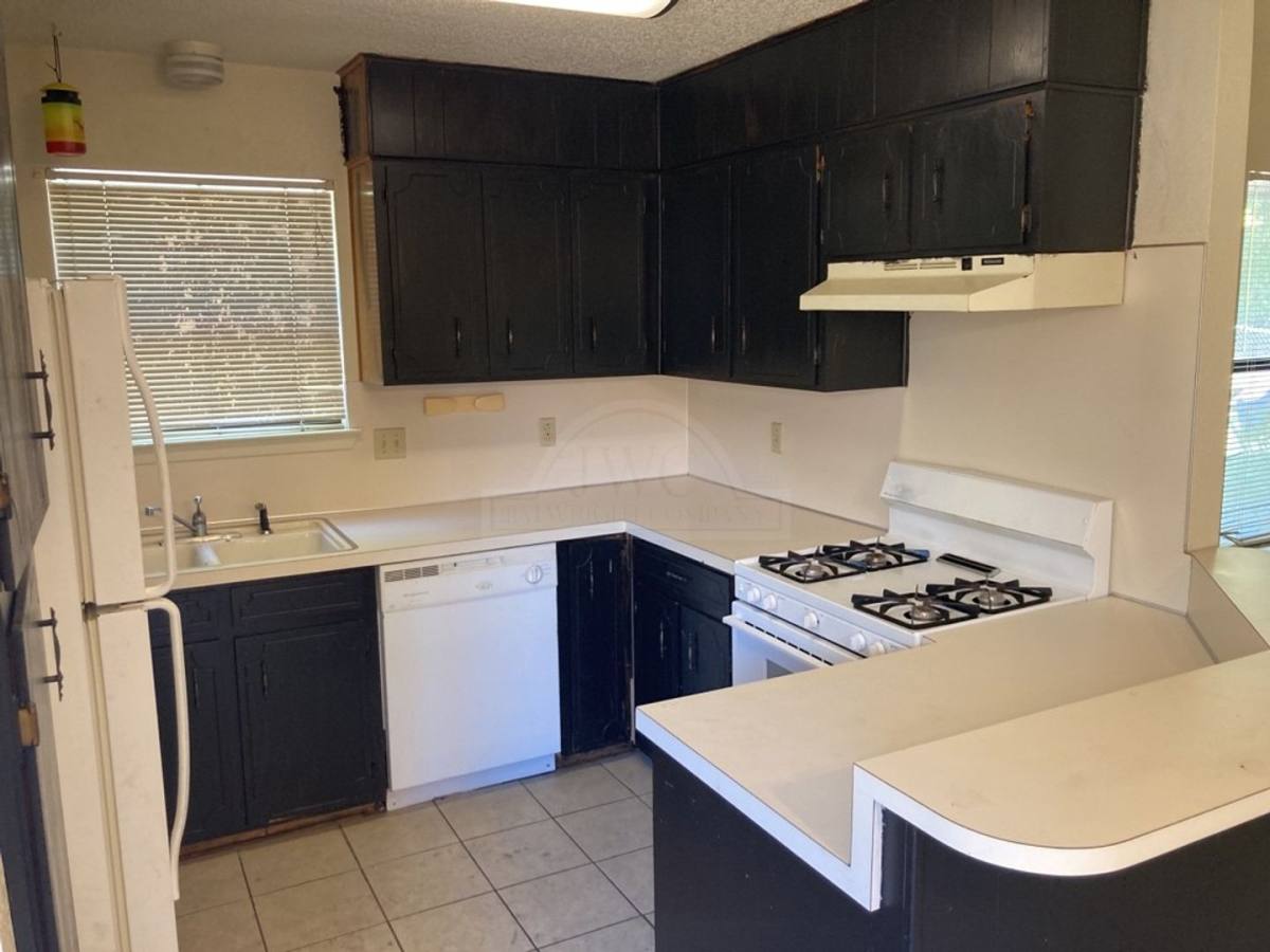 Townhouse for rent at 1307 Opal, Killeen, TX 76543