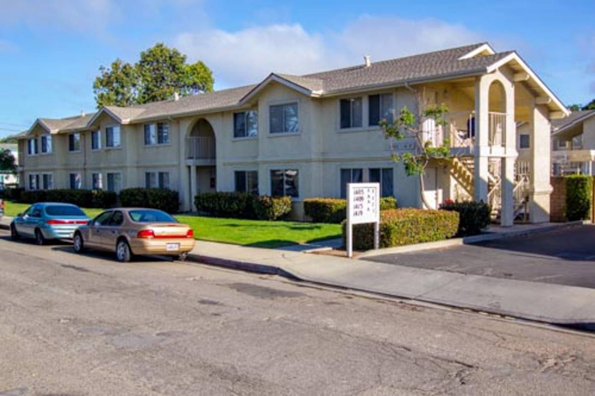 Apartment for rent at 1405-1409 Longbranch, Grover Beach, CA 93433