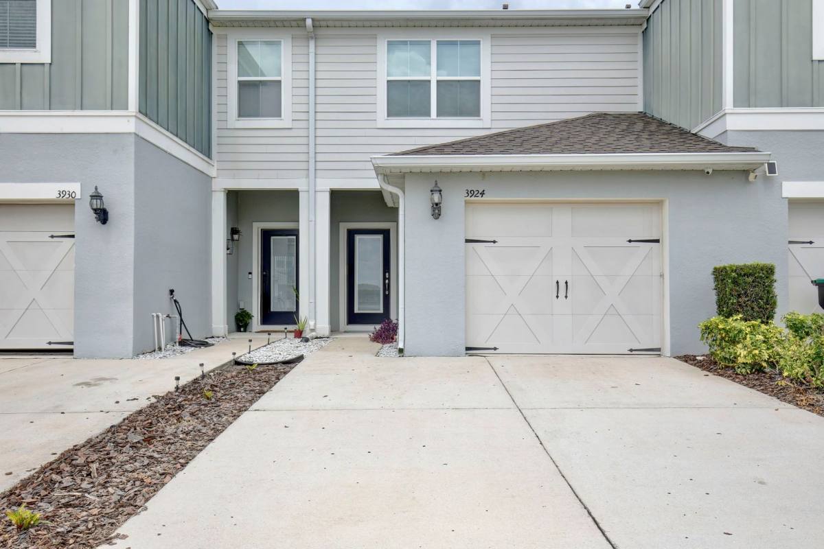 Townhouse for rent at 3924 Plainview Dr, Orlando, FL 32824