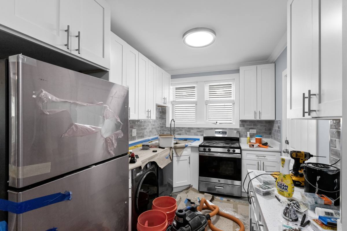 Apartment for rent at 3819 N Greenview Ave #1N, Chicago, IL 60613