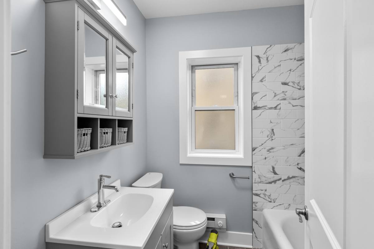 Apartment for rent at 3819 N Greenview Ave #1N, Chicago, IL 60613