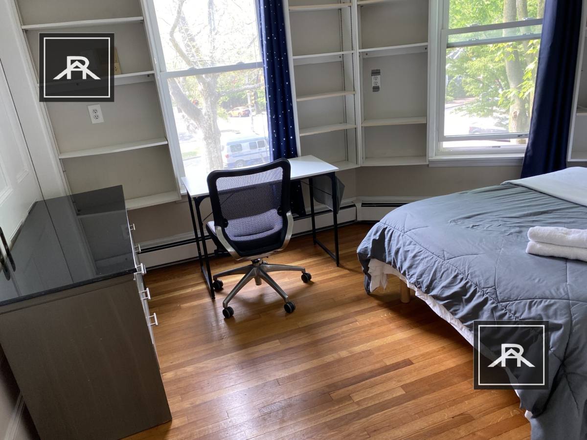 Apartment for rent at 1002 Memorial Dr #2F, Cambridge, MA 02138