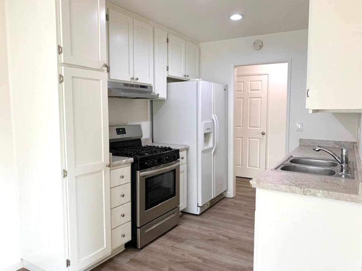 Apartment for rent at 2653 - 2659 Harbor Blvd, Ventura, CA 93001