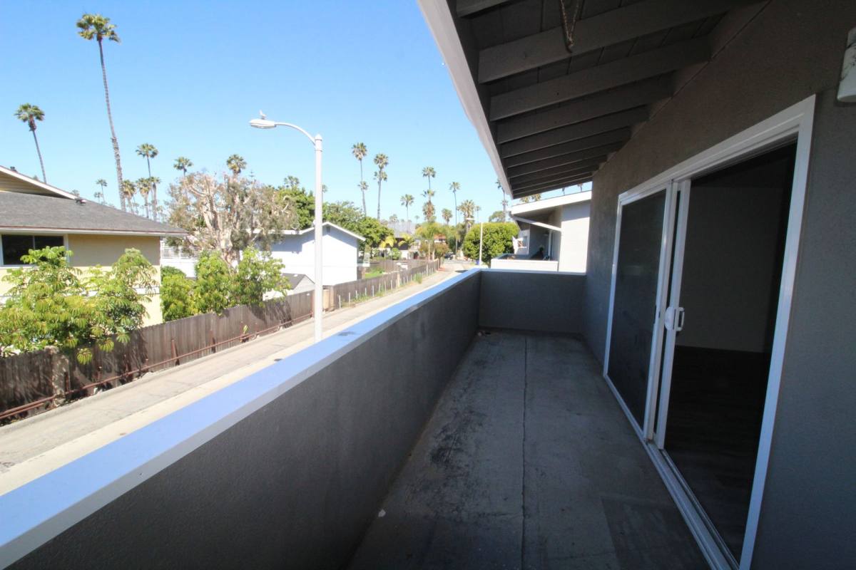Apartment for rent at 2653 - 2659 Harbor Blvd, Ventura, CA 93001
