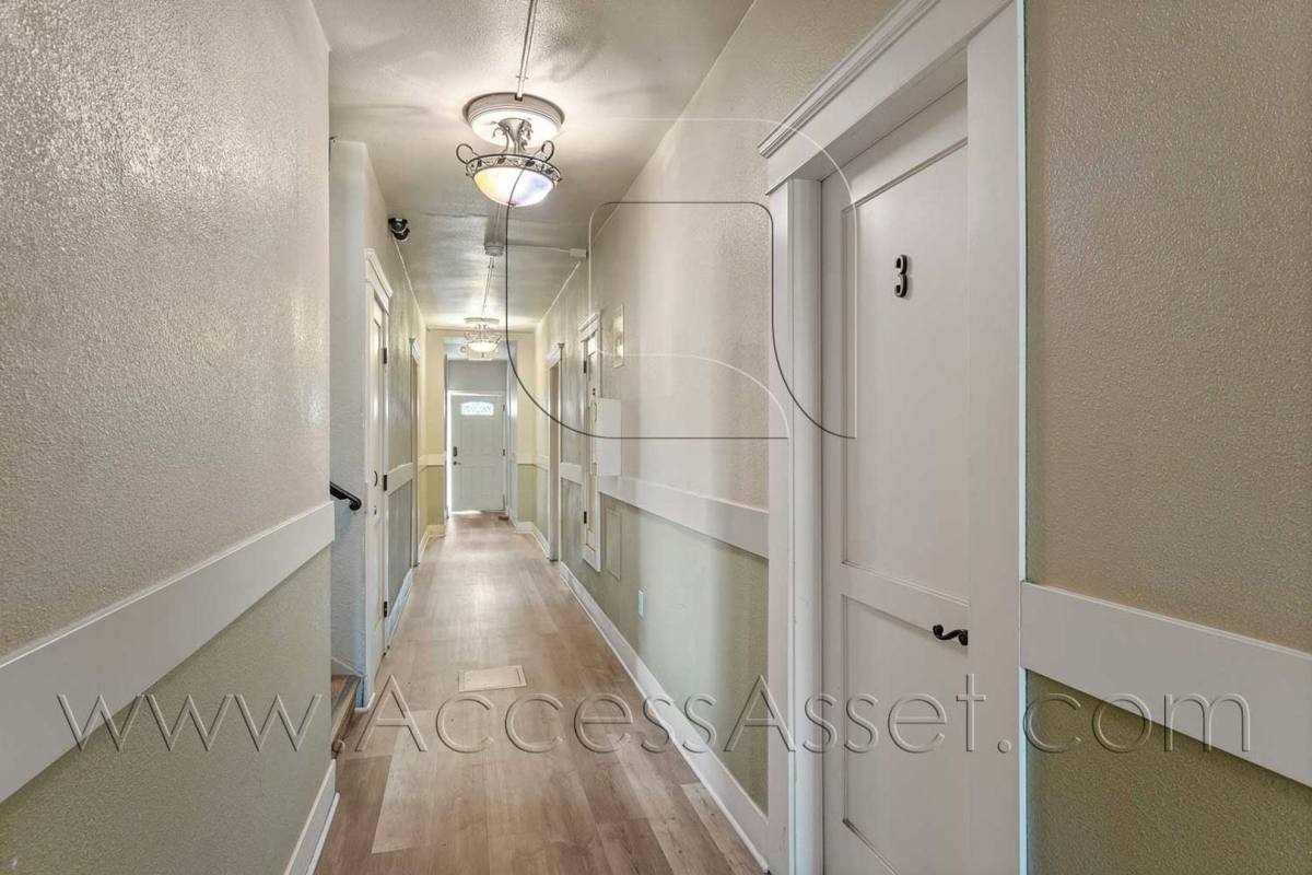 Apartment for rent at 226 E Peck St, Lake Elsinore, CA 92530