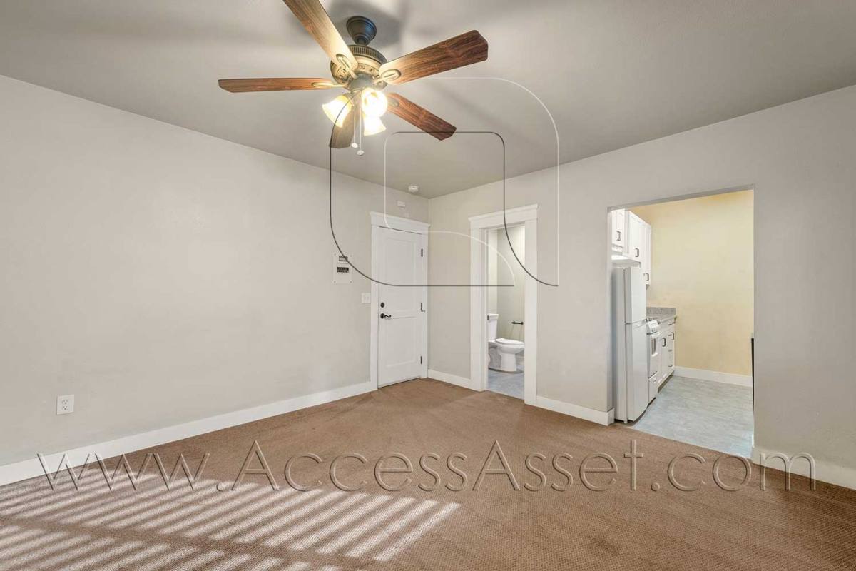 Apartment for rent at 226 E Peck St, Lake Elsinore, CA 92530