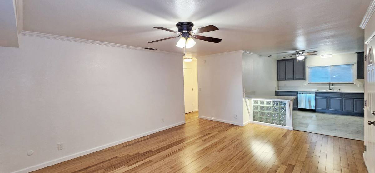 Apartment for rent at 1430 V St, Sacramento, CA 95818