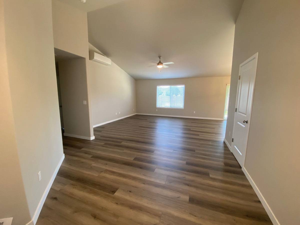 House for rent at 109 Citation Court, Winston, OR 97496