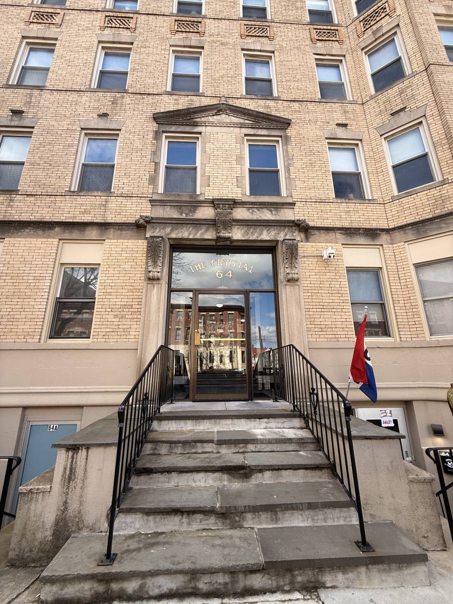Apartment for rent at 64 Brighton Ave #306D, Allston, MA 02134