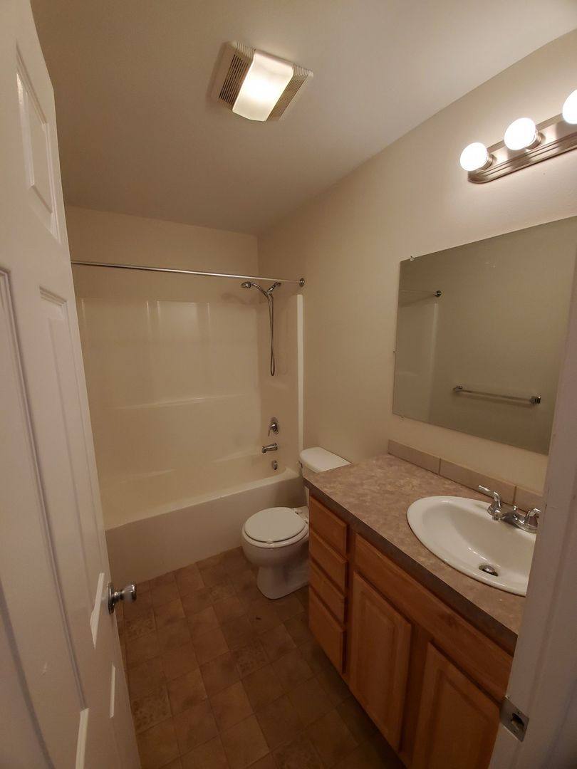 Apartment for rent at 625 Township St, Sedro Woolley, WA 98284