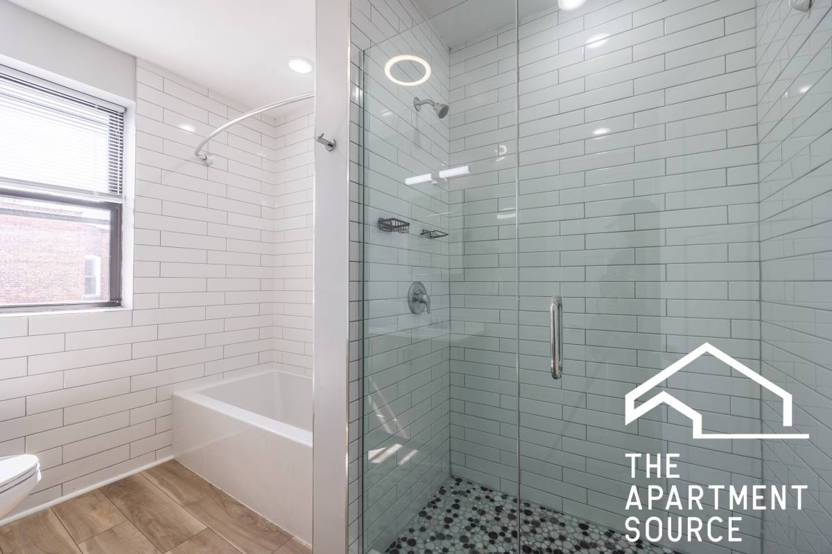 House for rent at 6150 N Francisco Ave #3A, Chicago, IL 60659