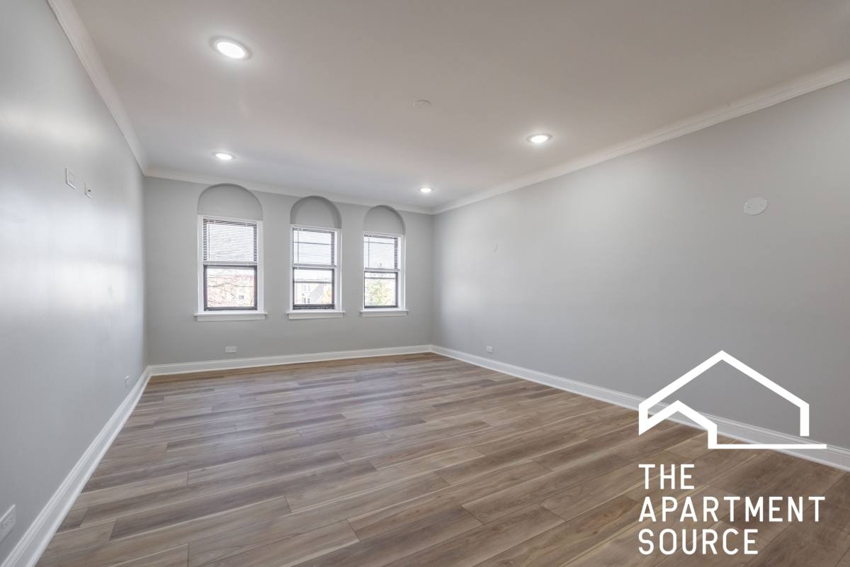 House for rent at 6150 N Francisco Ave #3A, Chicago, IL 60659
