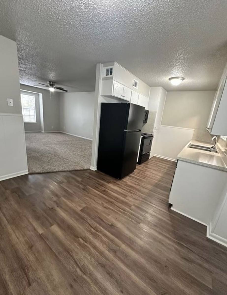Apartment for rent at 3101 Oakview Dr, Temple, TX 76502
