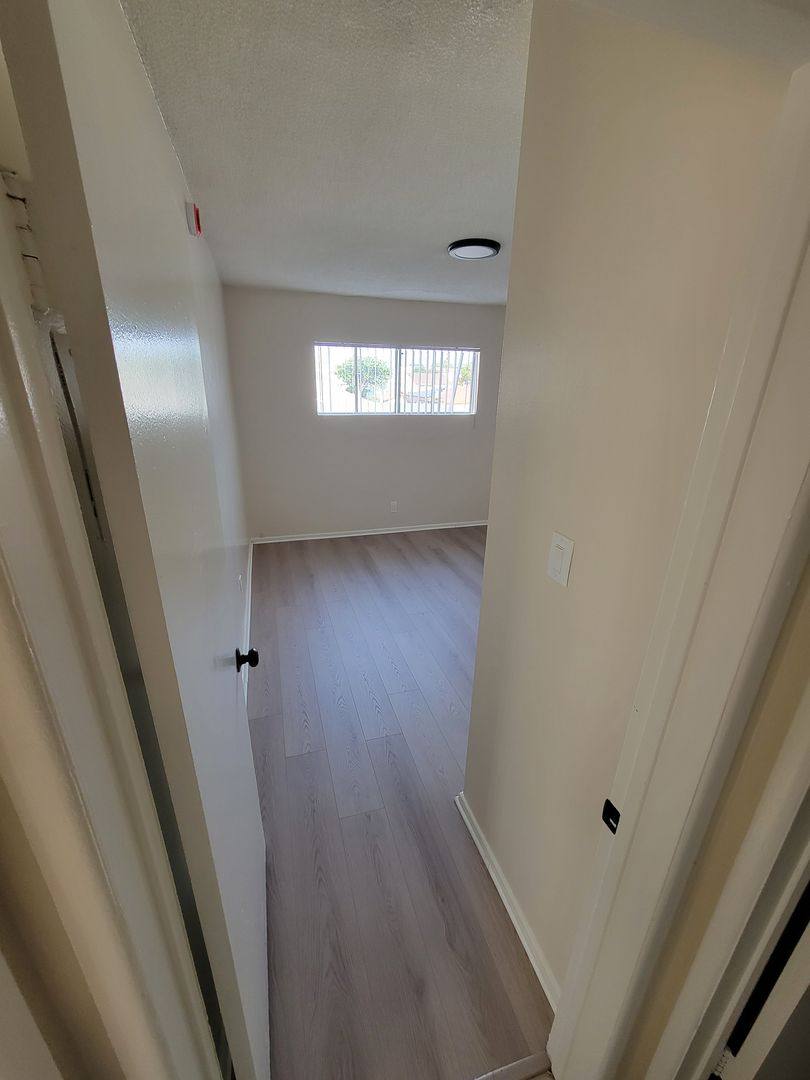 Apartment for rent at 13407 Cordary Ave, Hawthorne, CA 90250