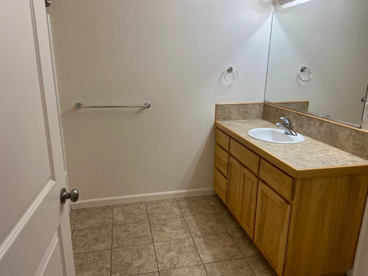 Apartment for rent at 4185 4187 Glacier View Dr, Springfield, OR 97478
