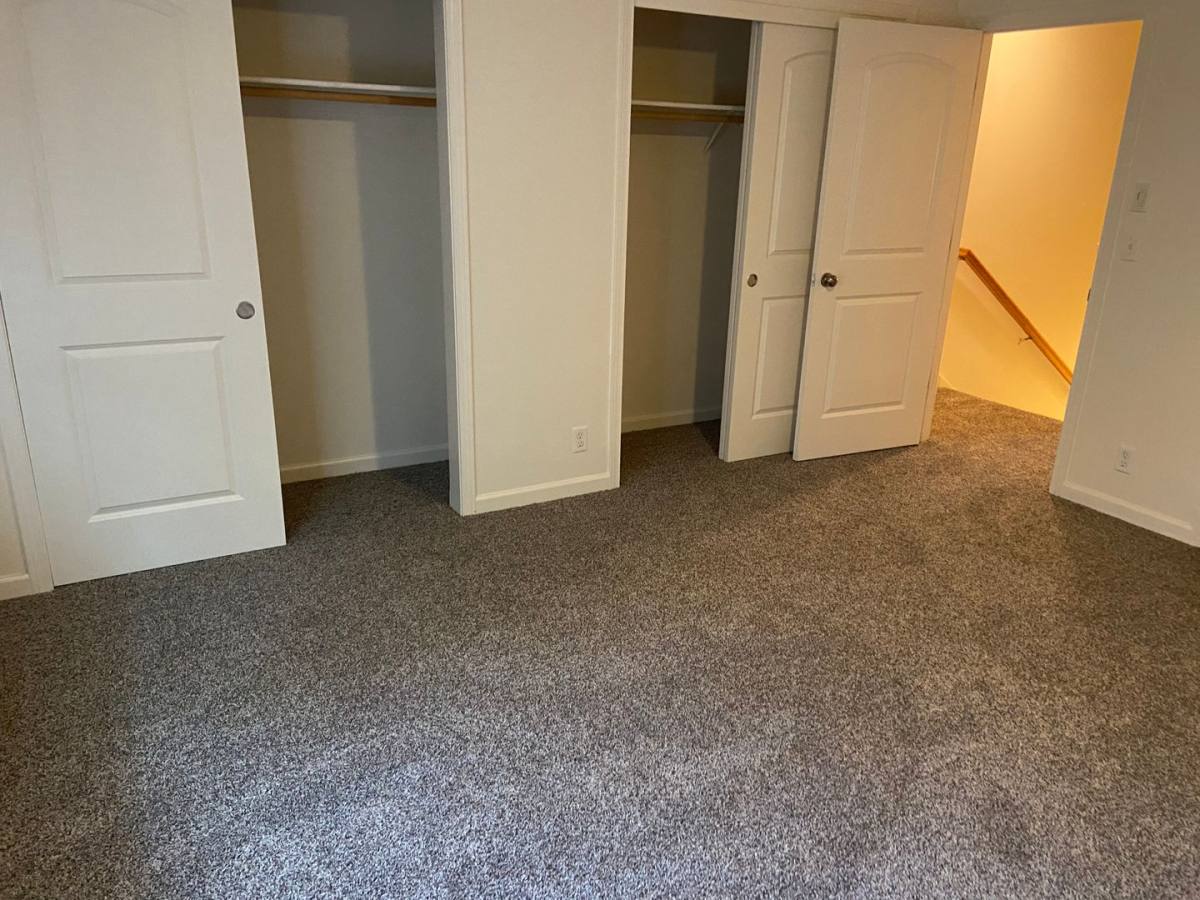 Apartment for rent at 4185 4187 Glacier View Dr, Springfield, OR 97478