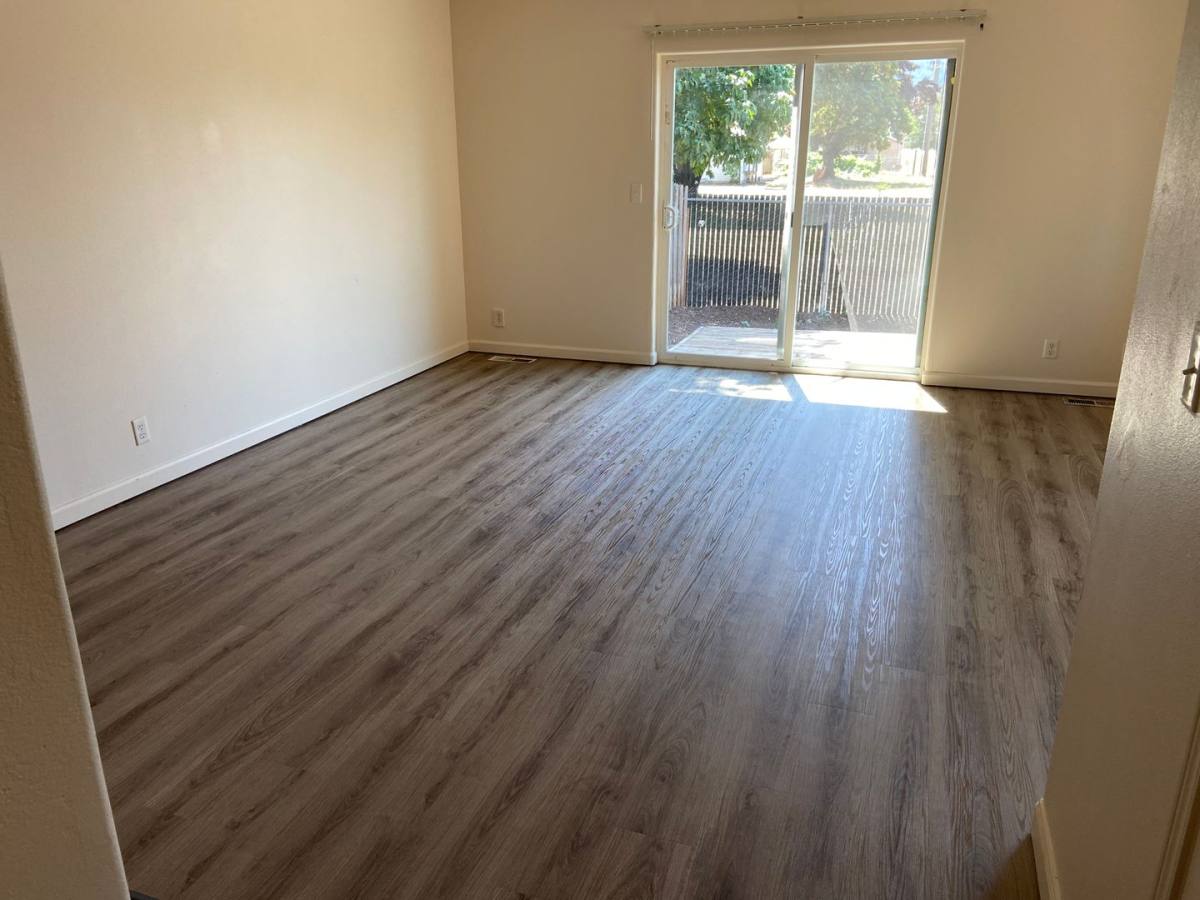 Apartment for rent at 4185 4187 Glacier View Dr, Springfield, OR 97478
