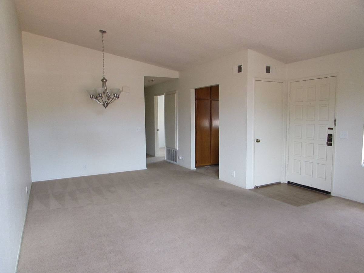 Townhouse for rent at 7606 Palmilla Dr, San Diego, CA 92122