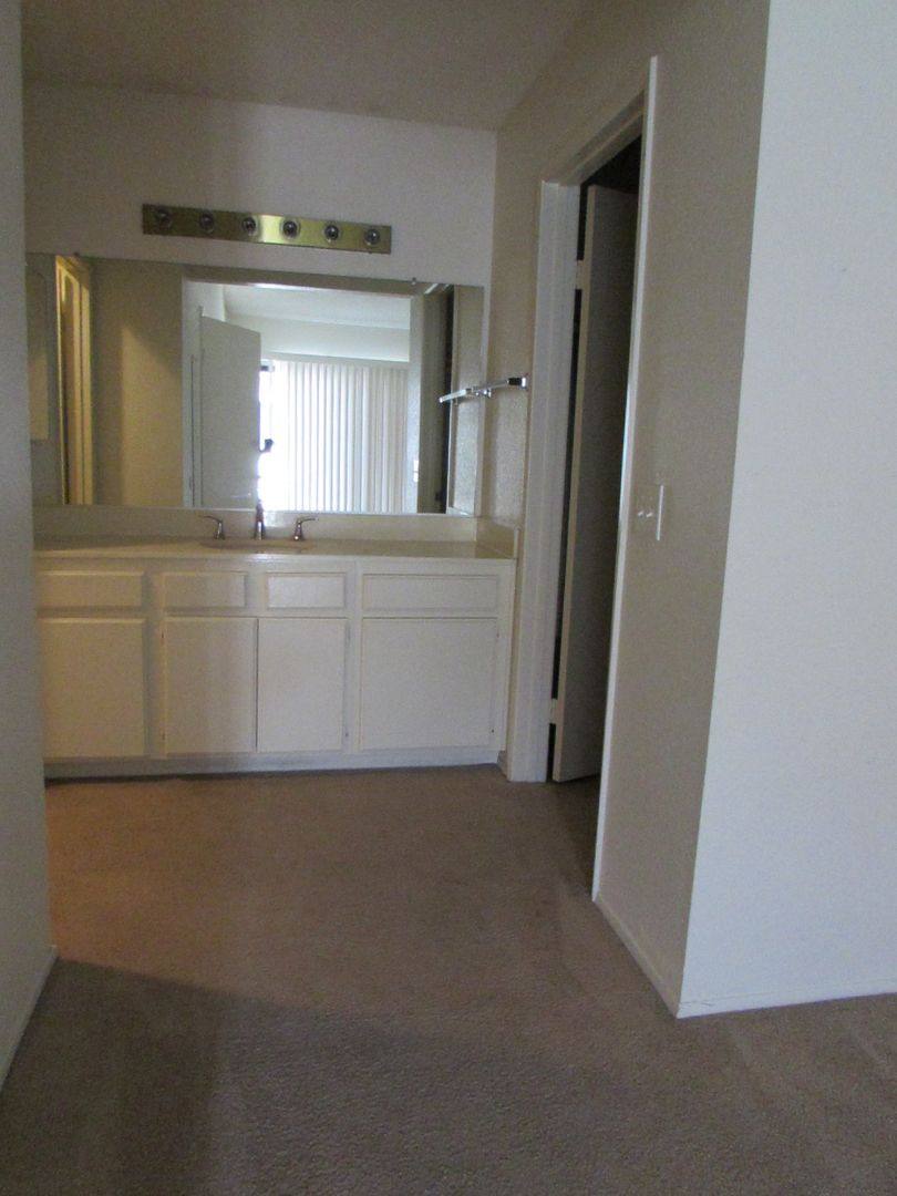 Townhouse for rent at 7606 Palmilla Dr, San Diego, CA 92122