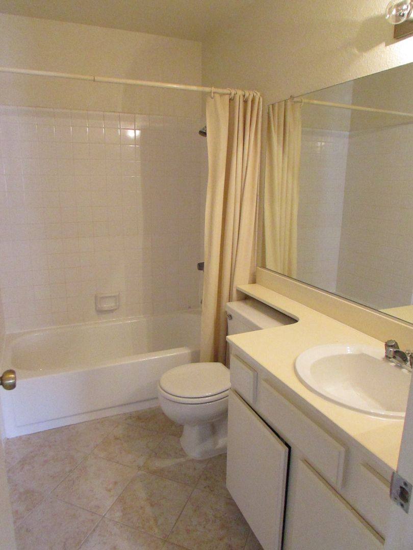 Townhouse for rent at 7606 Palmilla Dr, San Diego, CA 92122