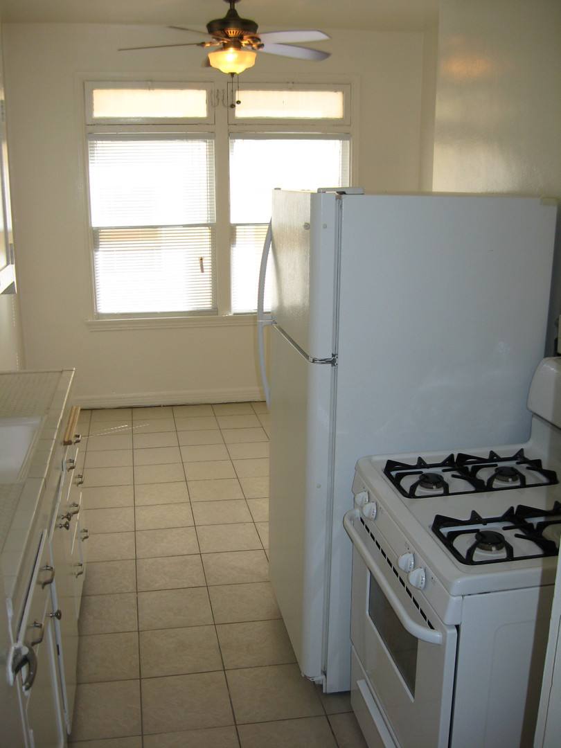 Apartment for rent at 631 S Cochran Ave, Los Angeles, CA 90036