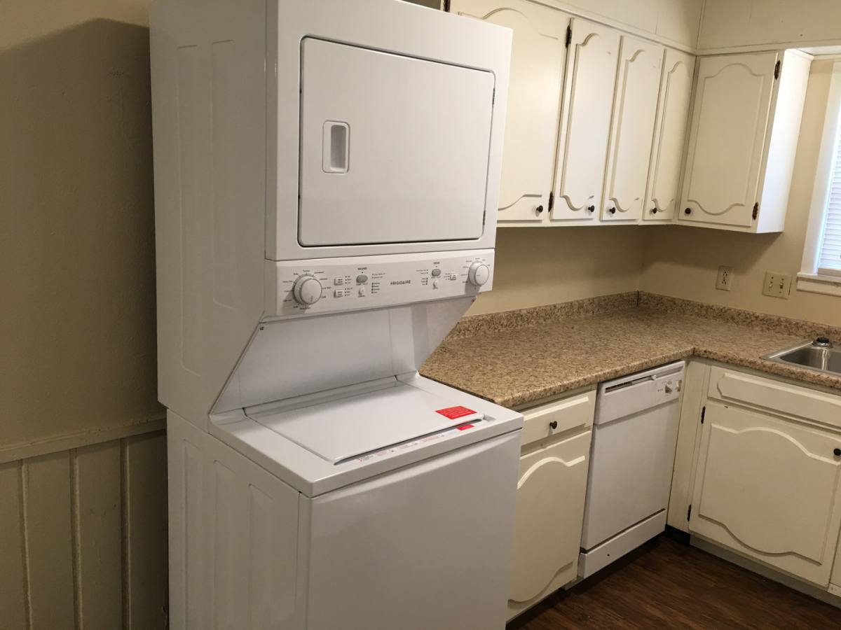 Apartment for rent at 4210 18th St, Lubbock, TX 79416