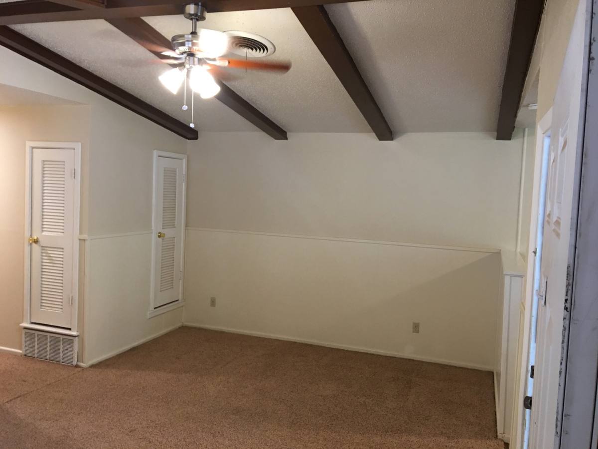 Apartment for rent at 4210 18th St, Lubbock, TX 79416