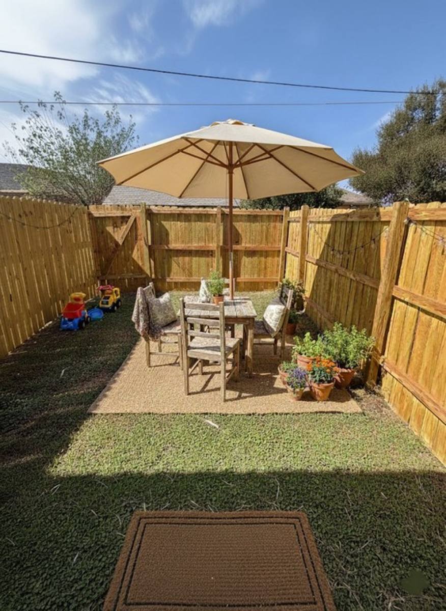 Apartment for rent at 350 N Ave, Crawford, TX 76638