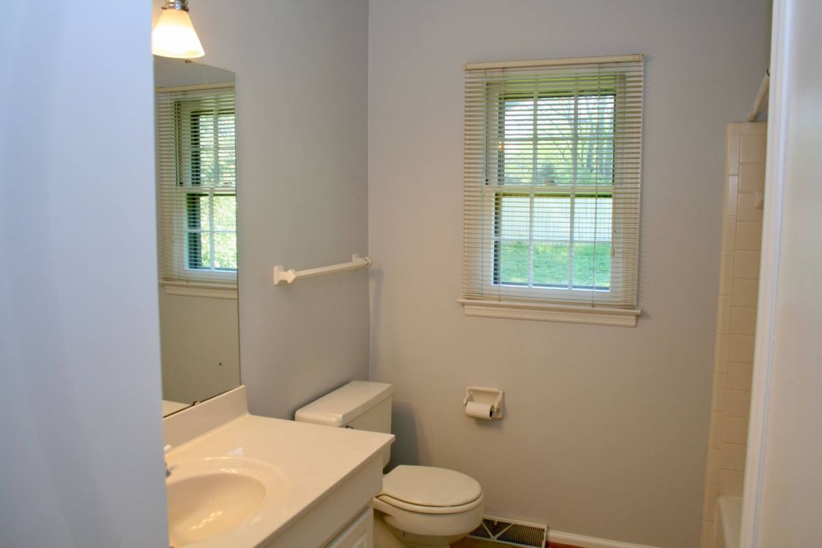 House for rent at 278 Medlock Rd, Lexington, KY 40517