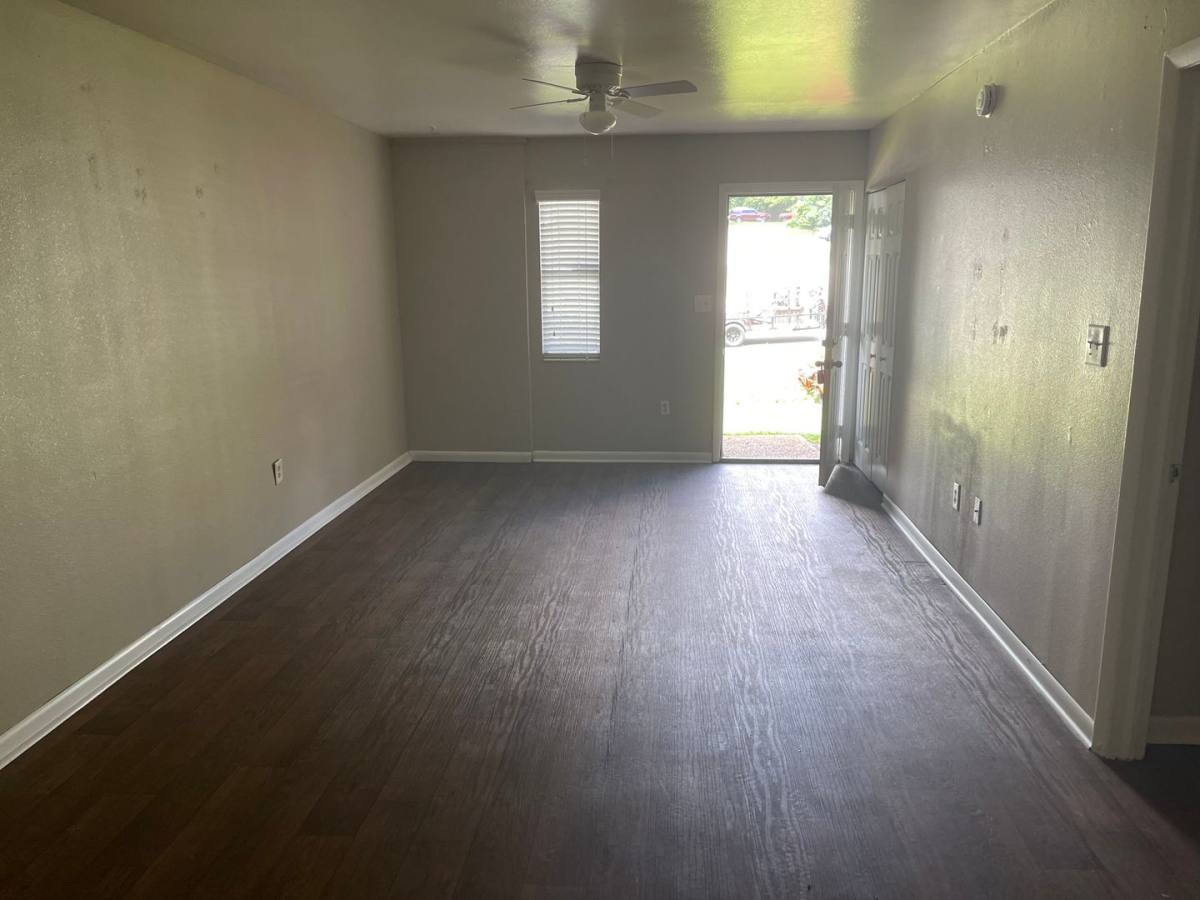 Apartment for rent at 1935 Dawsey St #2, Tallahassee, FL 32303
