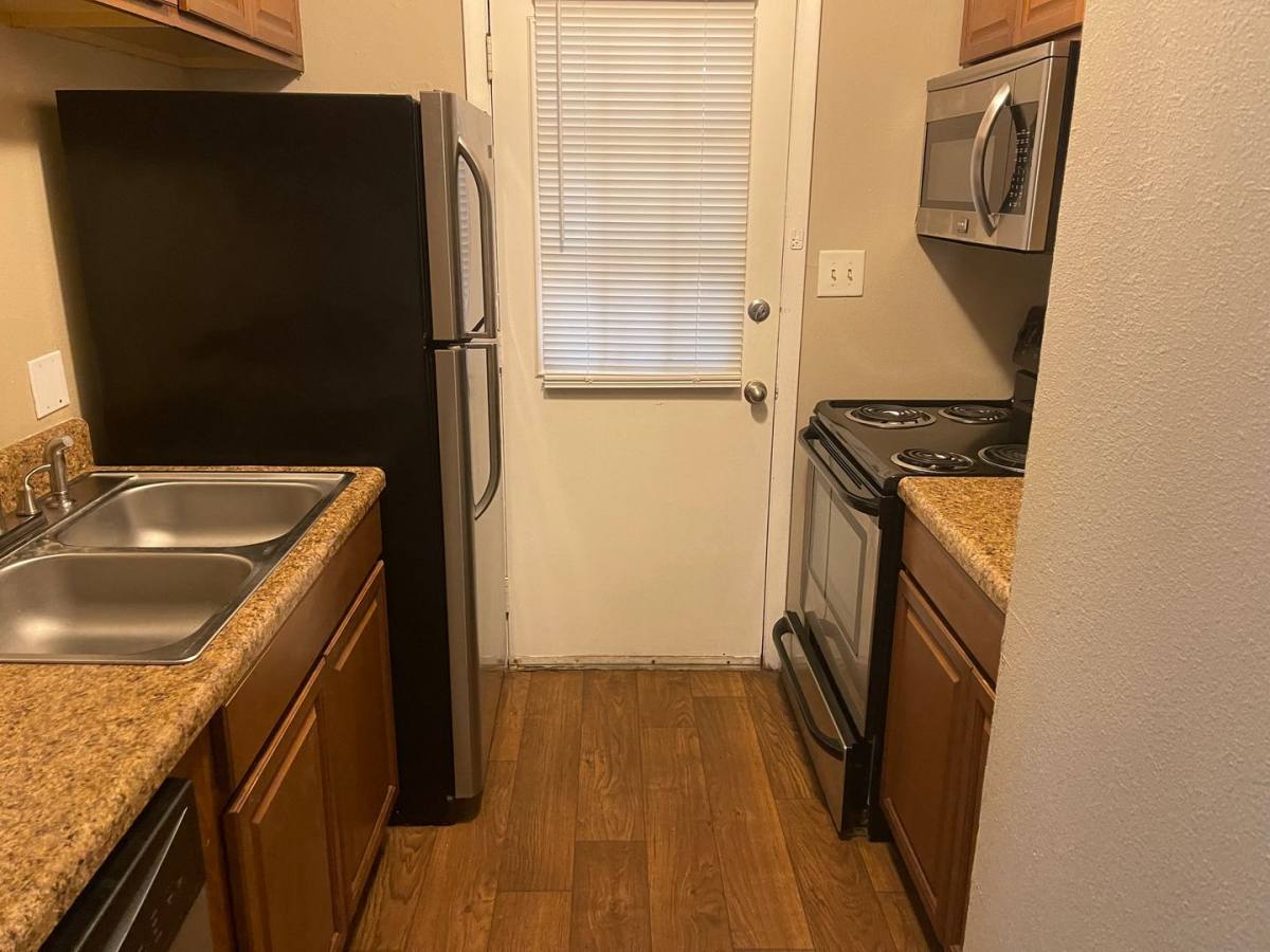 Apartment for rent at 1935 Dawsey St #2, Tallahassee, FL 32303