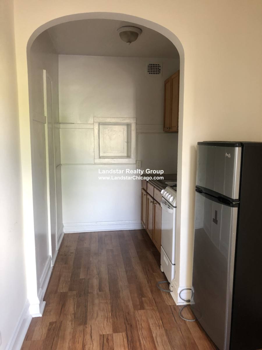 Apartment for rent at 2536 N Sawyer #206, Chicago, IL 60647
