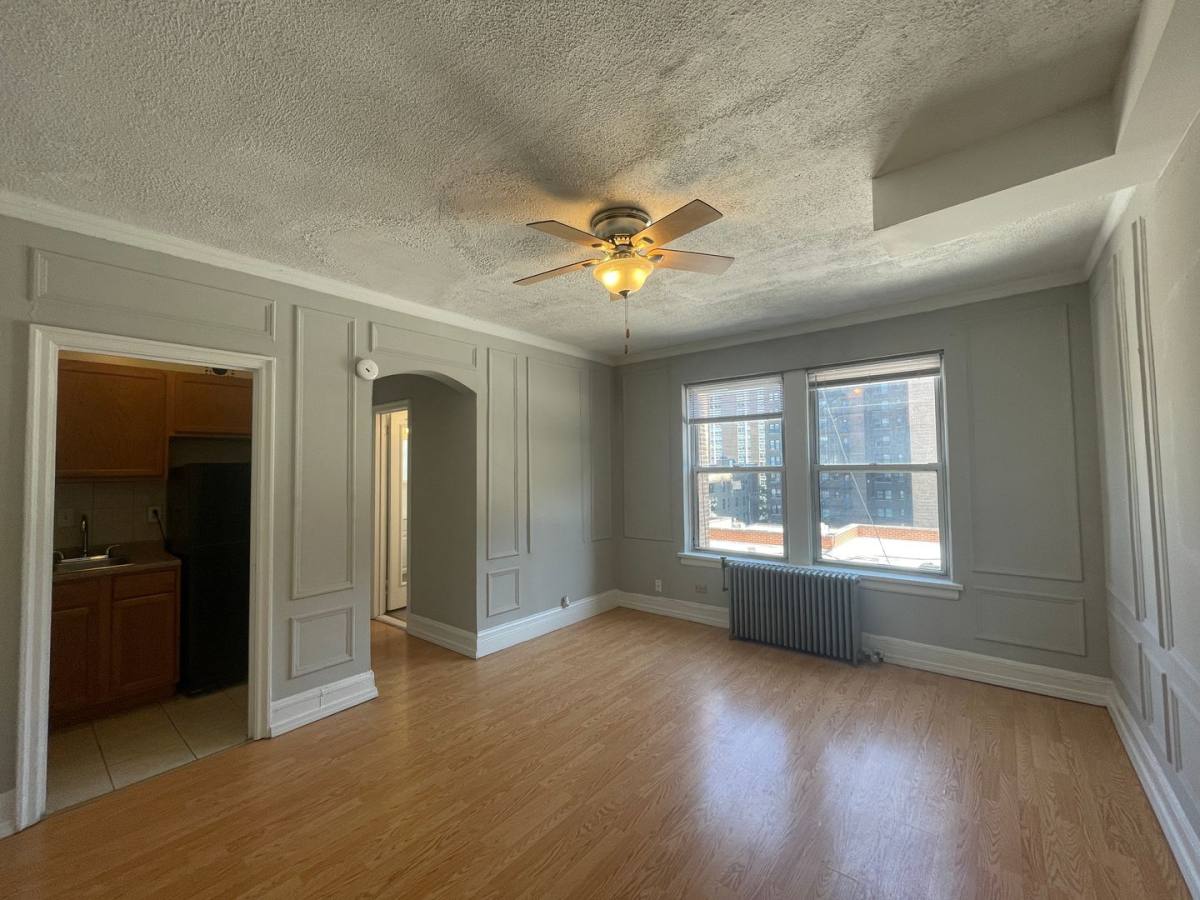 Apartment for rent at 434 Wellington Ave #604, Chicago, IL 60657