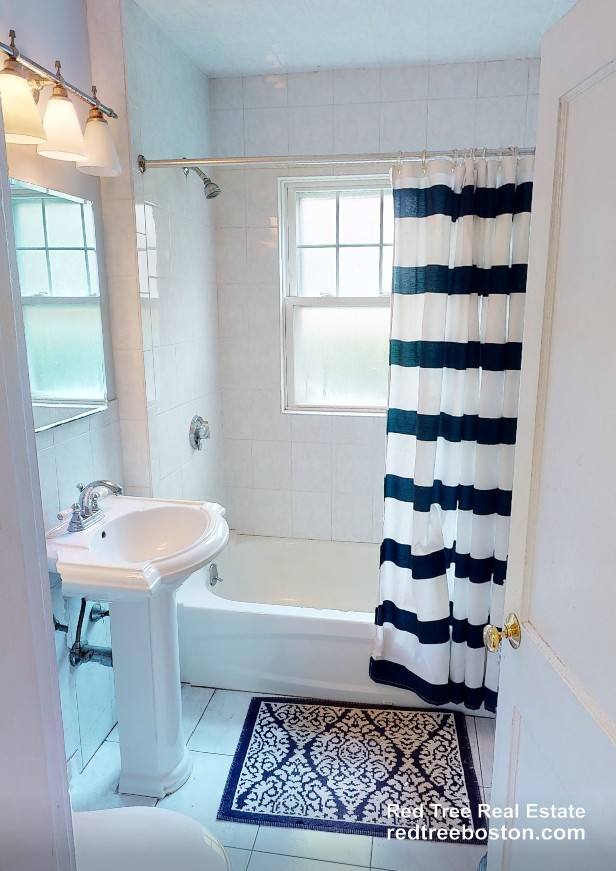 Apartment for rent at 189 Wordsworth St #1, East Boston, MA 02128