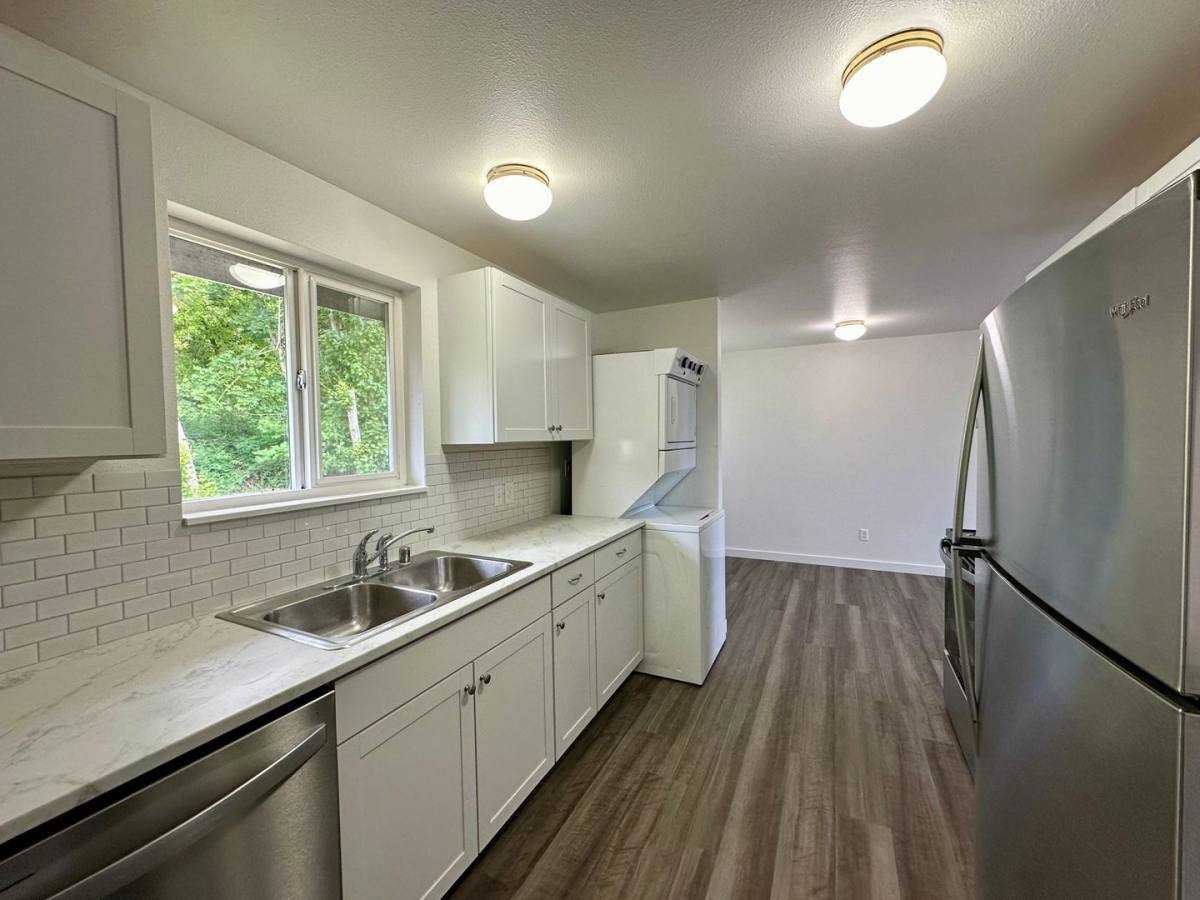 House for rent at 2025 Yew St, Bellingham, WA 98229