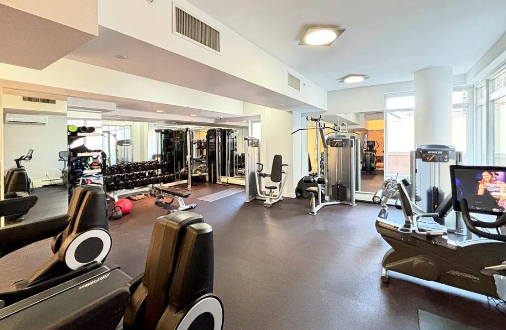 Condo for rent at 200 E 59th St #1101, New York, NY 10022