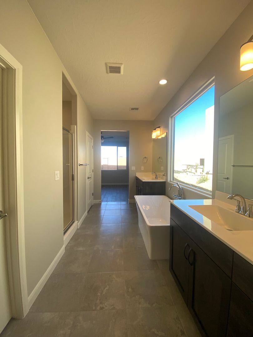 House for rent at 1422 W Pocket Mesa Dr, Saint George, UT 84770