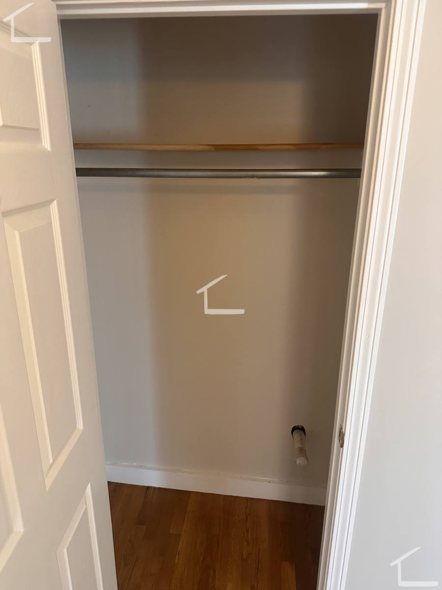 Apartment for rent at 2 Chesterton St #2, Roxbury, MA 02119