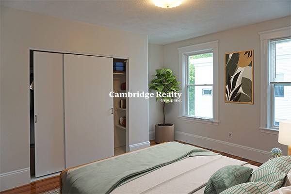 Apartment for rent at 56-58 Oxford St #58-3T, Somerville, MA 02143